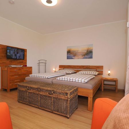 Kaiservillen Heringsdorf - Ferienwohnung Mit 2 Schlafzimmern Und Balkon D212 Luaran gambar
